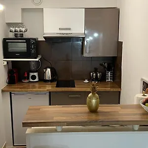 2 Pièces Appartement